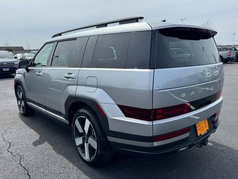 Used 2024 Hyundai Santa Fe Limited image 5