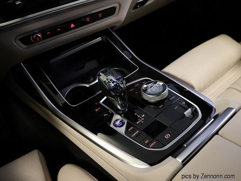 Certified 2024 BMW ALPINA XB7 image 26