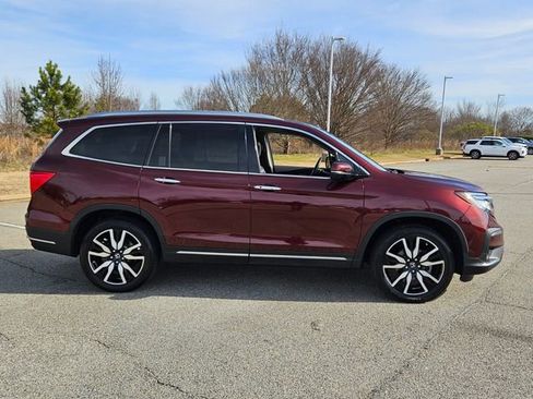 Used 2019 Honda Pilot Touring image 16