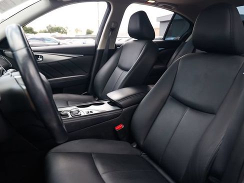 Used 2019 INFINITI Q50 Luxe w/ Cargo Package (L96) RWD image 9