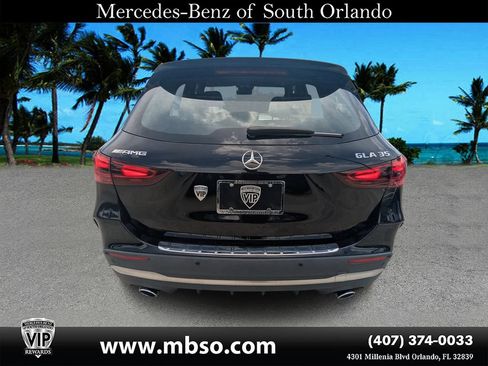 Certified 2024 Mercedes-Benz GLA 35 AMG 4MATIC image 17