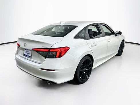 Used 2023 Honda Civic Sport image 5