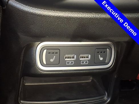 New 2025 Alfa Romeo Stelvio Sprint w/ Veloce Package image 13