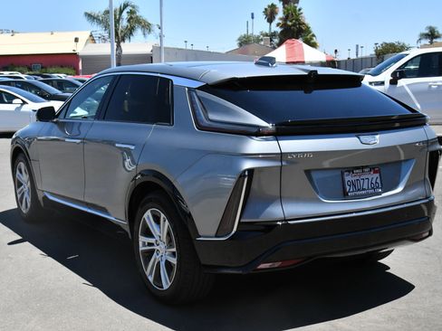 Used 2024 Cadillac Lyriq Tech RWD image 6
