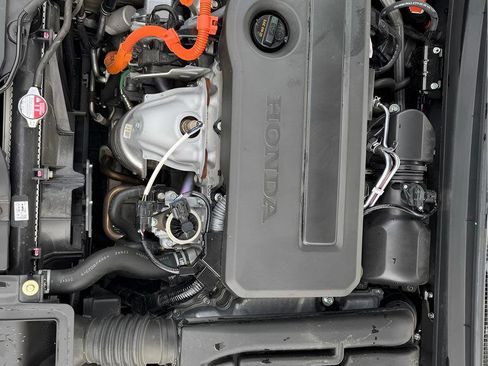 Used 2025 Honda Accord Sport image 12