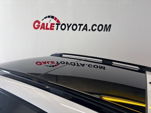 Used 2023 Kia Sportage X-Line w/ X-Line Premium Package image 4