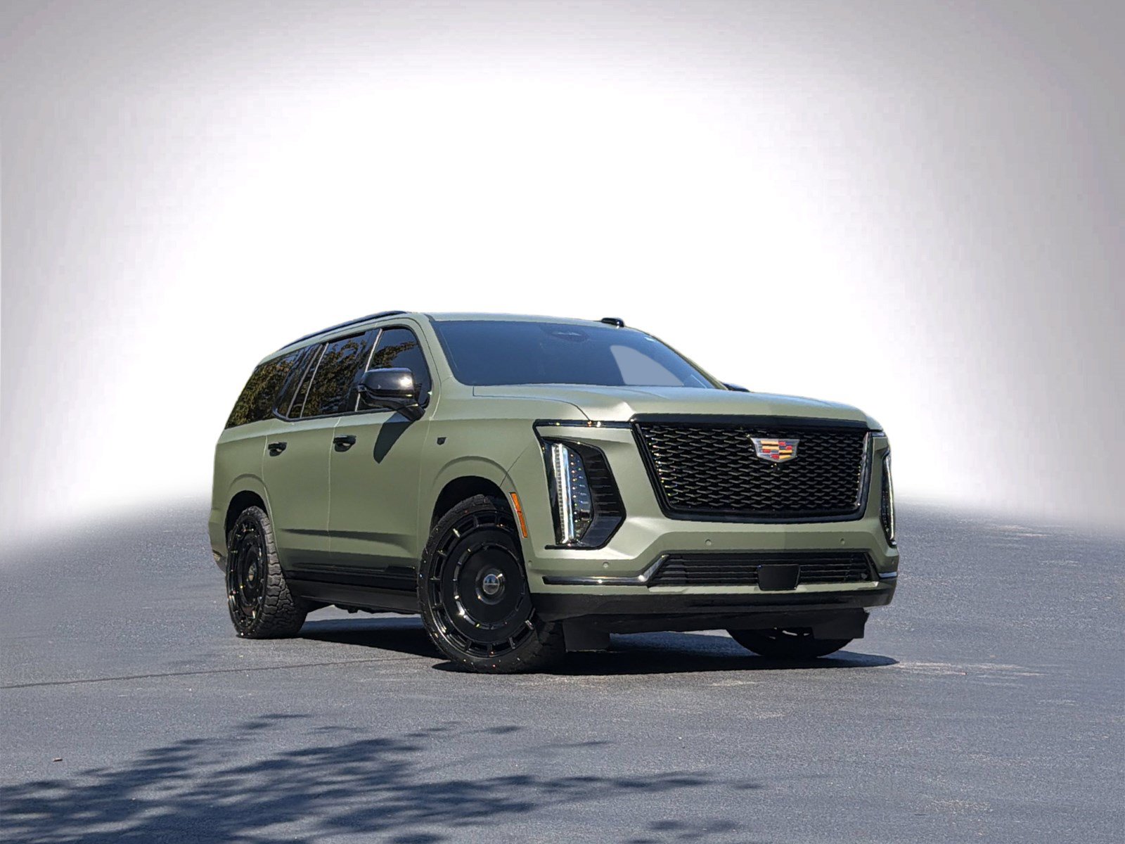 Used 2026 Cadillac Escalade Platinum Sport AWD/4WD image 2