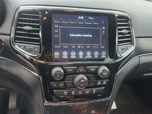Used 2019 Jeep Grand Cherokee Limited AWD/4WD image 7
