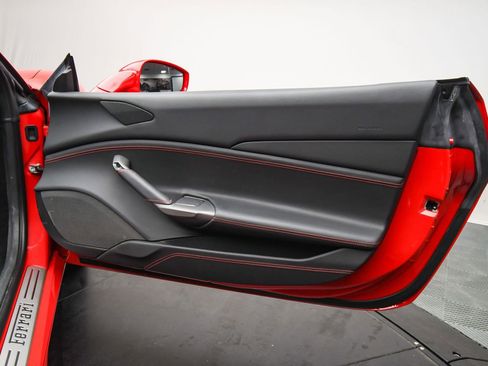 Used 2019 Ferrari 488 Spider Rosso Corsa image 48