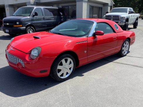 Used 2002 Ford Thunderbird Deluxe image 1