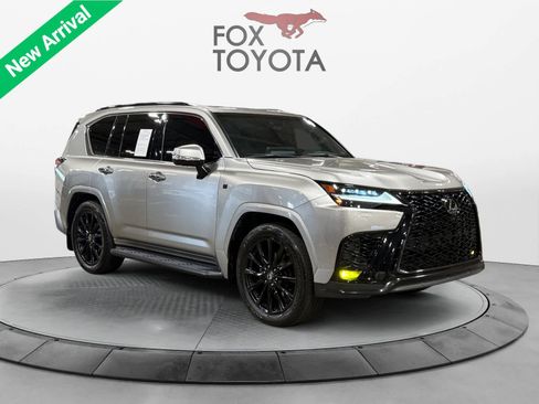 Used 2023 Lexus LX 600 F Sport w/ Accessory Package (Z1) AWD/4WD image 8