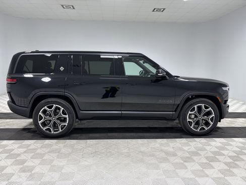 Used 2025 Rivian R1S Adventure AWD/4WD image 6