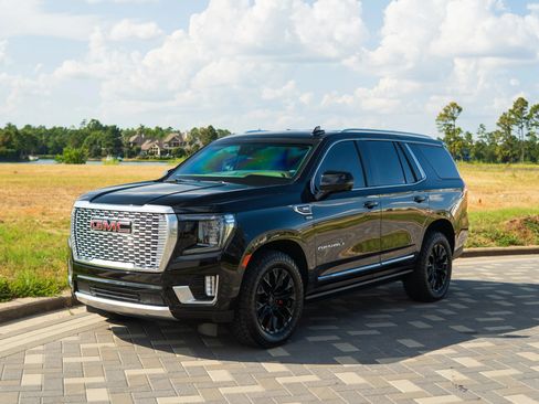 Used 2024 GMC Yukon Denali w/ Max Trailering Package AWD/4WD image 1