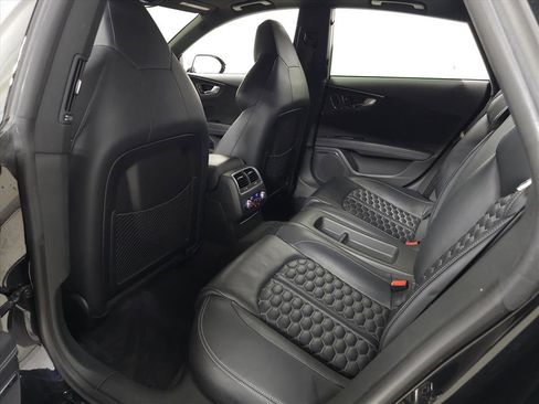 Used 2016 Audi RS 7 Prestige image 32
