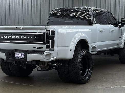 Used 2026 Ford F450 Platinum w/ FX4 Off-Road Package AWD/4WD image 5