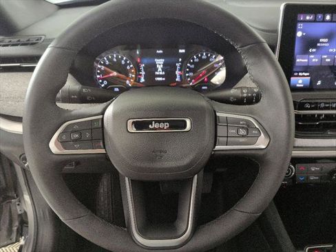 Certified 2023 Jeep Compass Latitude AWD/4WD image 20