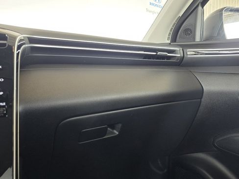 Used 2022 Hyundai Tucson SEL image 12