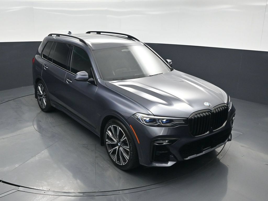 Used 2020 BMW X7 M50i w/ Dynamic Handling Package AWD/4WD image 38