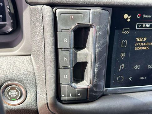 Used 2022 GMC Yukon XL Denali image 18