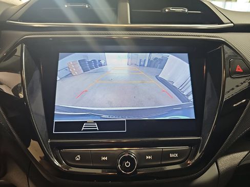 Certified 2022 Chevrolet TrailBlazer LT w/ Convenience Package AWD/4WD image 28