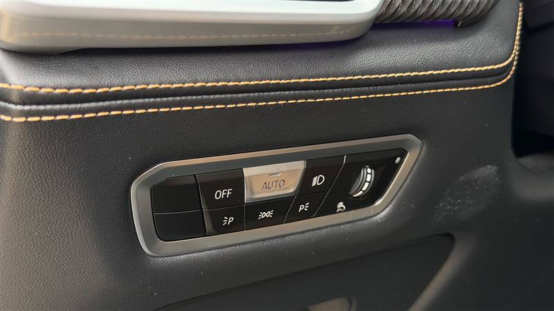 Used 2021 BMW X5 M Competition w/ Premium Package AWD/4WD image 37