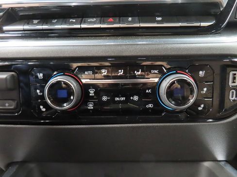 Used 2025 Chevrolet Silverado 3500 High Country w/ High Country Premium Package AWD/4WD image 52