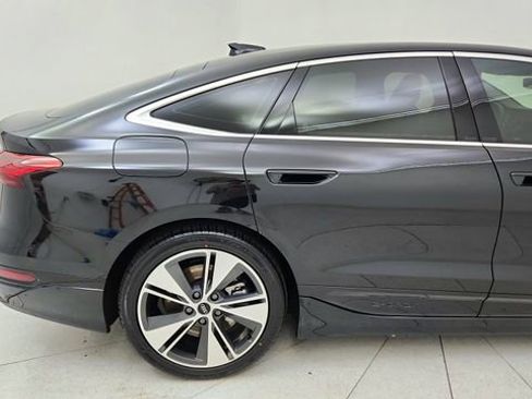 Used 2025 Audi A6 e-tron Prestige w/ Beige Warm Weather Package image 12