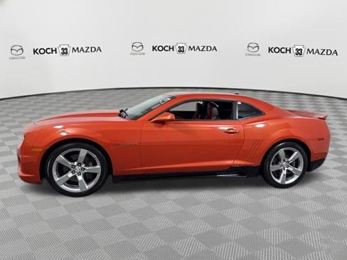 Used 2010 Chevrolet Camaro SS w/ RS Package image 4
