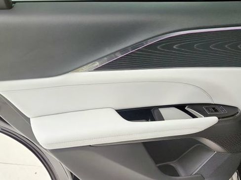 Used 2024 Cadillac Lyriq Luxury RWD image 48