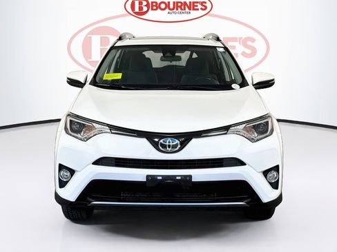 Used 2017 Toyota RAV4 XLE w/ All Weather Liner Package AWD/4WD image 4