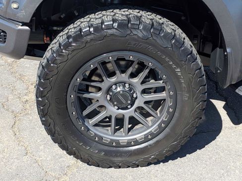 Used 2018 Ford F150 Raptor w/ Equipment Group 802A Luxury image 14