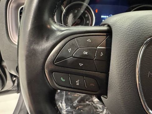 Used 2023 Dodge Charger SXT image 12