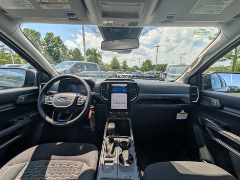 New 2026 Ford Ranger XLT w/ FX4 Off-Road Package AWD/4WD image 12