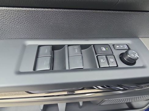 New 2026 Toyota Tundra Limited AWD/4WD image 27