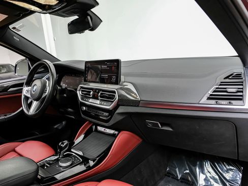Used 2024 BMW X4 M40i w/ Shadowloine Package image 17