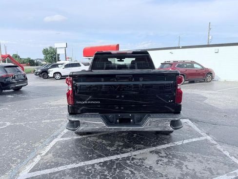 Used 2020 Chevrolet Silverado 1500 LT AWD/4WD image 6