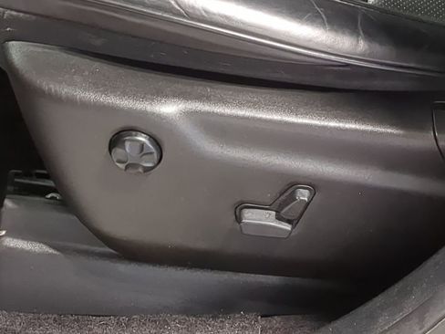 Used 2016 Jeep Grand Cherokee Summit w/ Platinum Series Group image 17