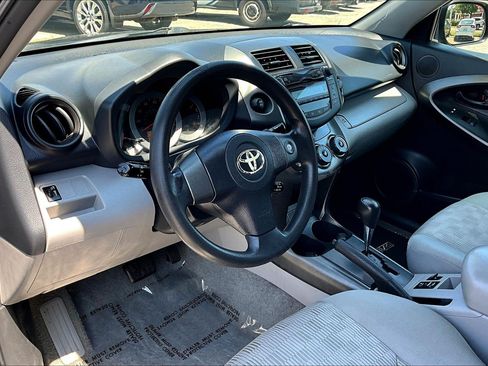 Used 2011 Toyota RAV4 4WD w/ Base L4 Extra Value Pkg image 12