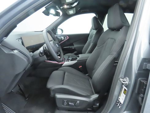 Used 2026 BMW X3 xDrive30i w/ Convenience Package AWD/4WD image 21