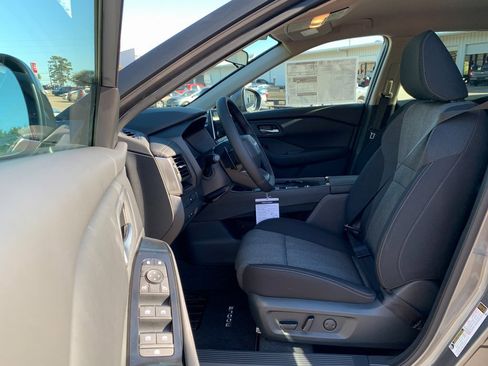 New 2026 Nissan Rogue SV image 17