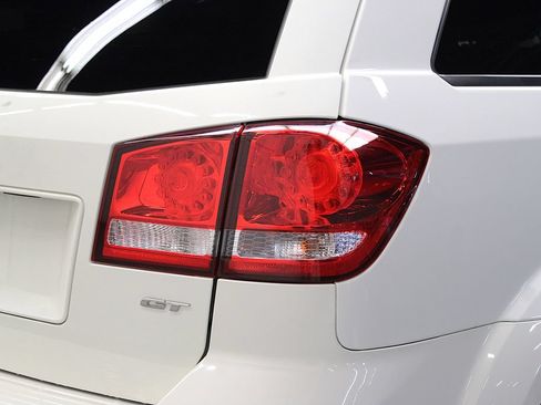 Used 2019 Dodge Journey GT AWD/4WD image 37