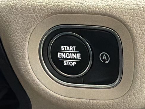 Used 2020 Mercedes-Benz GLE 350 4MATIC image 17