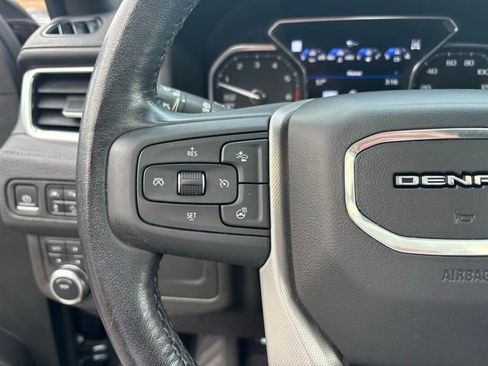 Used 2021 GMC Yukon Denali w/ Advanced Technology Package AWD/4WD image 38