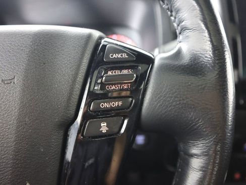 Used 2022 Nissan Frontier PRO-4X w/ Pro-4X Premium Package AWD/4WD image 14