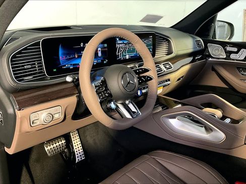 New 2026 Mercedes-Benz GLE 53 AMG 4MATIC image 9
