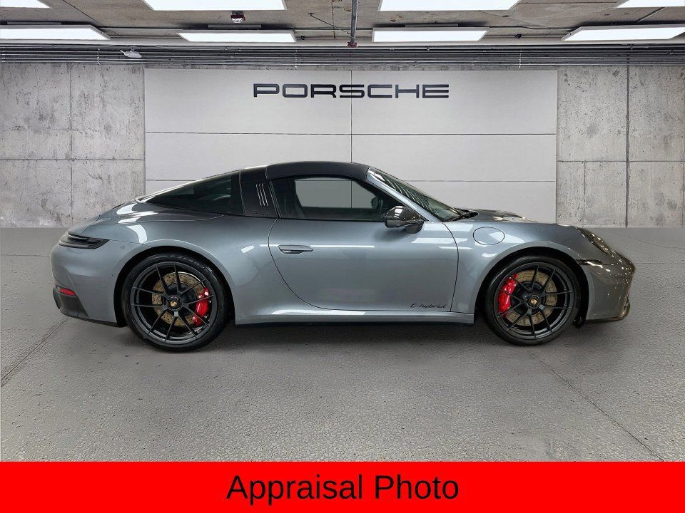 Certified 2026 Porsche 911 Targa 4 GTS AWD/4WD image 8