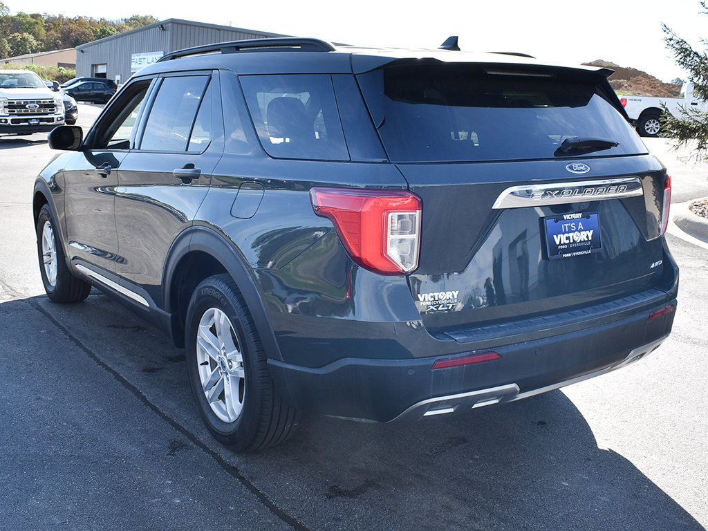 Certified 2024 Ford Explorer XLT w/ Equipment Group 202A AWD/4WD image 3