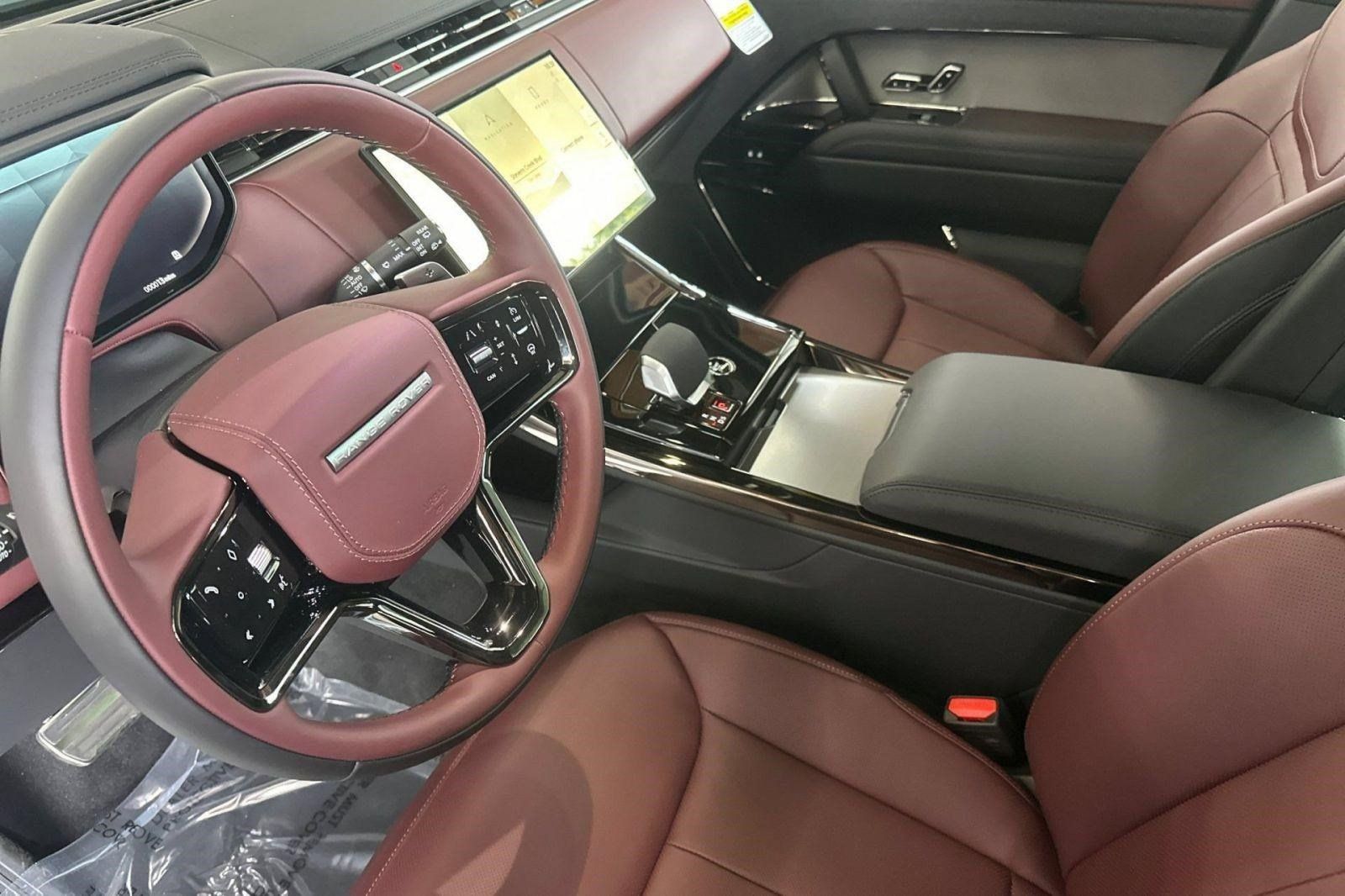 New 2026 Land Rover Range Rover Sport Dynamic SE AWD/4WD image 4