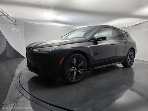 Used 2024 BMW iX xDrive50 w/ Sport Package AWD/4WD image 3