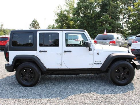 Used 2016 Jeep Wrangler Unlimited Sport w/ Quick Order Package 24S AWD/4WD image 6